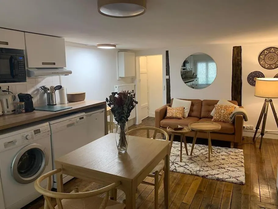 Cosy Flat Close To Montmarte, Ideal For 2 Pers Appartamento