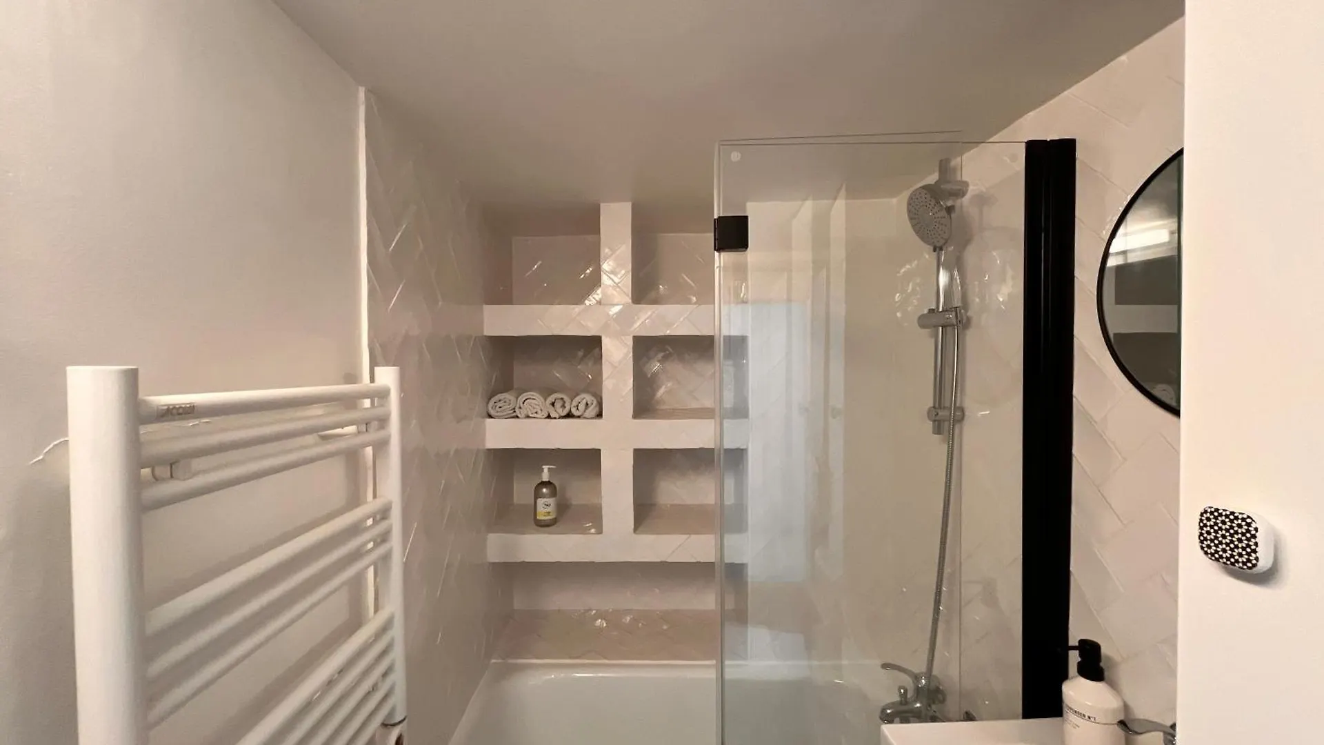 Cosy Flat Close To Montmarte, Ideal For 2 Pers